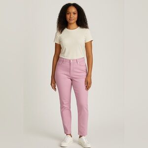 ✨NWT! Candace Cameron Bure Petite Light Pink Straight Leg Jeans